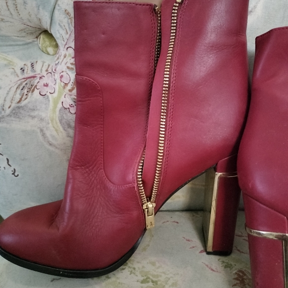 Calvin Klein Red Booties - Picture 4 of 7